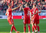 包含柏林联队主场逼平RB莱比锡，龙伦头槌扳平比分的词条